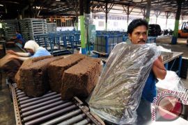 Kaltim serahkan gudang ke UPPB Lancar Jaya