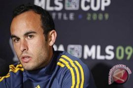 Donovan Pertandingan Perpisahan Dengan Tim AS