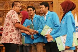 Mahasiswa PPNS ke Prancis