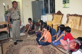 Satpol PP Gelar Razia Warung Remang-remang