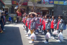 Paskibraka Sekadau Wisata Keliling Bali 