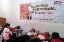 Alfamart Bali Gelar Donor Darah