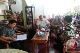 Bupati Minut terima Penghargaan Upakarti Peduli IKM