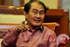 Adnan Buyung Pantas Terima Gelar Pahlawan Nasional