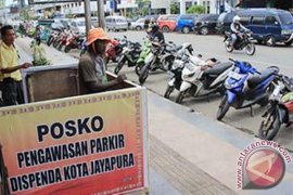 Dispenda Kota jayapura tertibkan juru parkir liar