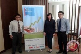 Bank Panin Dukung Penyelamatan Air Bumi