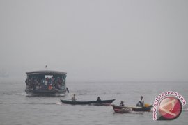 Satpolair Imbau Fery Penyeberangan Lengkapi Alat Keselamatan 