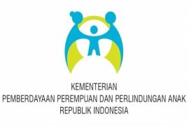 Menteri Yohana Yembise Ingin Angkat Martabat Perempuan 