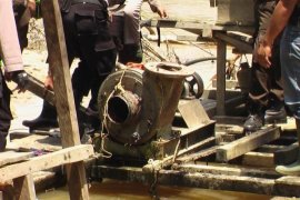 Polisi Selidiki Pekerja Peti Tewas Di Ketapang