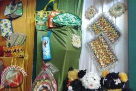 Bapedalda Bantaeng Pamerkan Produk Kerajinan Ramah Lingkungan 
