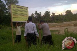 Baliho Larangan PETI di Belitang Hilir