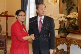 Menlu RI-Tiongkok Bahas Rencana Pertemuan Presiden Jokowi-Xi Jinping