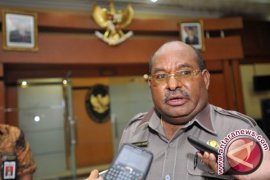 Gubernur Papua Saksikan Laga Persipura-Persib