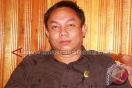 Masyarakat Diminta Awasi Pelaksanaan Proyek Pemerintah 