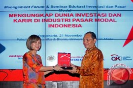 Seminar Edukasi Investasi Page 1 Small