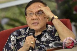 Akbar Tanjung Minta Munas Golkar Ditunda