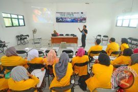 Pewarta Foto Ajarkan Fotografi Jurnalistik