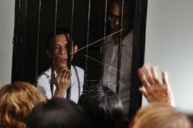 Dua Guru JIS Didakwa Lakukan Kekerasan Seksual