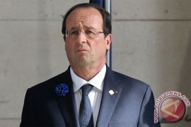  Hollande Katakan Siap "Tingkatkan" Aksi Melawan ISIS Di Irak