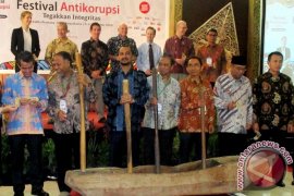 Festival Anti Korupsi 2014 Page 1 Small