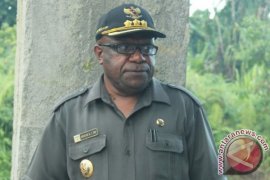 Bupati Mimika copot Ausilius You dari jabatan Sekda 