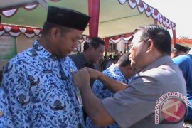 Bupati Landak Pimpin Upacara HUT Kemenag