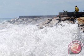 Dua Pulau di Makassar Terancam Abrasi 