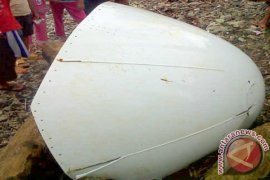 Benda Diduga Moncong Pesawat Airasia Ditemukan Nelayan