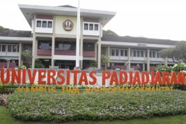 Unpad gratiskan biaya kuliah kedokteran