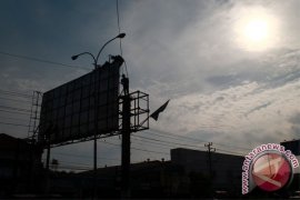 Penguatan Papan Reklame Page 1 Small