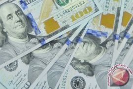 Dolar AS melemah karena tertekan data ekonomi negatif