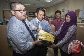 Pengacara BG Temui Komisi III Serahkan Dokumen