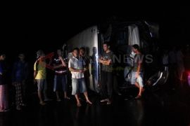 Bus Terguling 