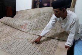Penemuan Al Quran Raksasa