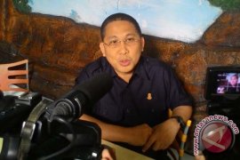 RAPBD Makassar 2016 terlambat dibahas 