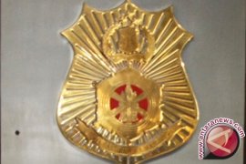 Masyarakat Minang Laporkan Riza Chalid ke Bareskrim