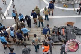 Tim DVI Berhasil Mengidentifikasi 75 Jenazah Termasuk Kopilot QZ 8501 