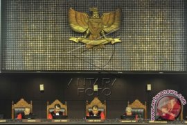 MK Tolak Permohonan Akil Mochtar