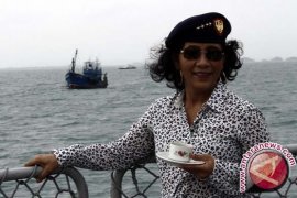 Menteri Susi telah tenggelamkan ratusan kapal pencuri