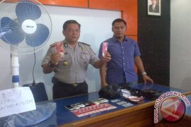 Polisi ringkus pengedar uang palsu