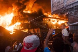 Gedung Rohana Kudus Padang Terbakar