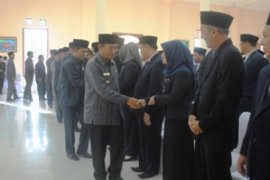 Lantik Pejabat/Zam Jambak