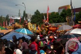 Naga Pontianak Jalani Ritual "Tutup Mata" 