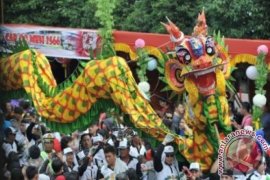 Warga Gorontalo Antusias Saksikan Cap Go Meh