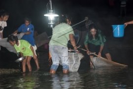 Pemkot Ambon Gelar "Timba Laor"