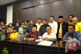 Mukmin Ancam Kader Partai Golkar Membelot