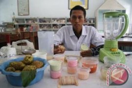 Mahasiswa Temukan Formula Es Krim-Mengkudu