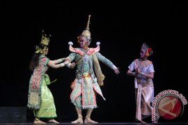 Khon Ramakien Page 1 Small