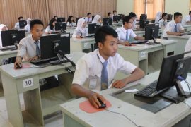 24 Sekolah di Jember Laksanakan UNBK