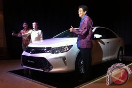Toyota luncurkan New Camry generasi ketujuh